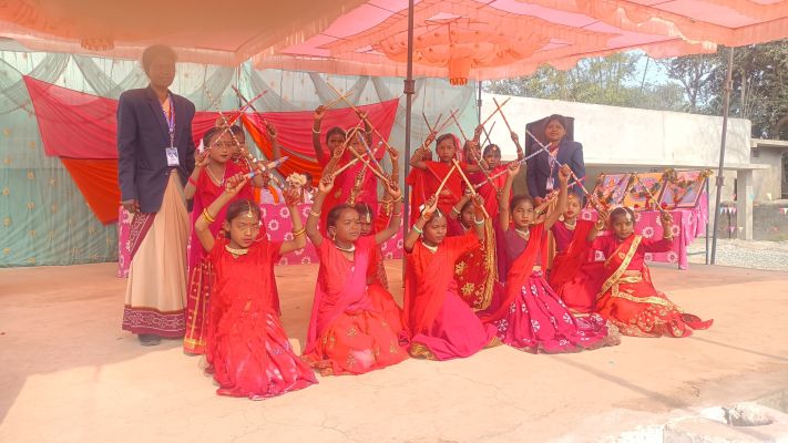 Banner : SARASWATI SHISHU MANDIR HIGH SCHOOL KADRO